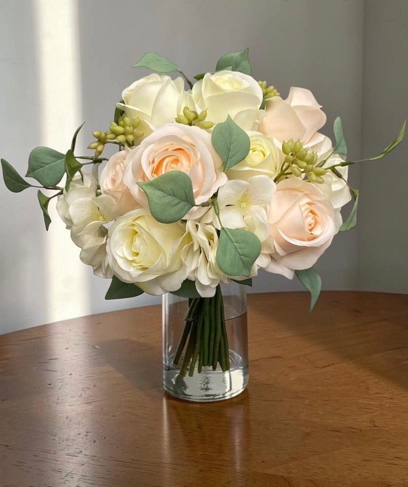 Bouquets & Wedding Bouquets – International Silk Flowers