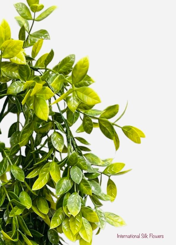 30'' Plastic Hanging Bush ( PH820 )